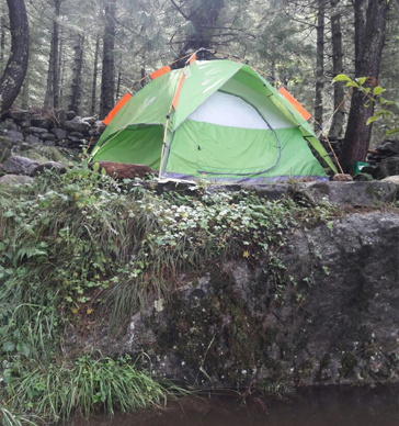 River_valley_camping